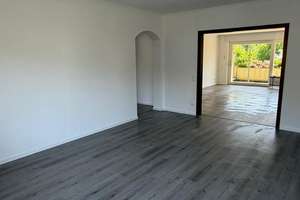 Schöne und ruhige 2-Zimmer Wohnung mit Gäste-WC und Bad inklusive Balkon auf 98m² – Eilendorfer Straße 102, 52078 Brand, Aachen – Vorschaubild 4