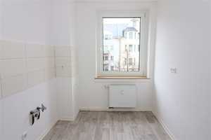 Die erste Frühlingssonne auf dem Balkon genießen... – Walter-Oertel-Straße 21, 9112 Chemnitz – Vorschaubild 5
