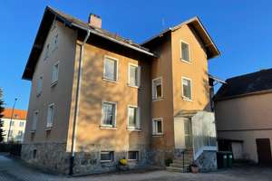 Voll vermietetes 6-Familienhaus in sehr guter Lage in Tirschenreuth – Die vollständige Adresse der Immobilie erhältst du vom Anbieter., 95643 Tirschenreuth – Vorschaubild 2