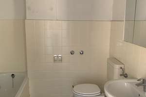 Richtig sonnige 3-Zimmerwohnung mit großem Balkon und Aufzug in BS-Watenbüttel – Die vollständige Adresse der Immobilie erhältst du vom Anbieter., 38112 Lehndorf-Watenbüttel, Braunschweig – Vorschaubild 8