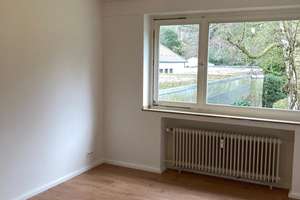 Renovierte 3. Zi.- Wohnung mit 2 Balkonen und Küche – Urftstraße 111, 41239 Schmölderpark, Mönchengladbach – Vorschaubild 4