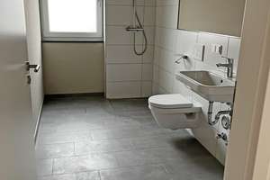 Exclusive Zwei-Zimmer-Wohnung in toller Lage in Mainz-Finthen (rollstuhlgeignet) – Thüringer Straße 3, 55126 Finthen, Mainz – Vorschaubild 4