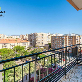 WOHNUNG AM PLAZA DE LAS SALESAS IN CARTAGENA, CIUDAD JARDIN