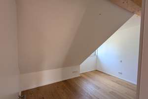 Dachgeschosswohnung in Waldtrudering - Erstbezug – Oberhuberstraße 14a, 81827 Waldtrudering, München – Vorschaubild 8
