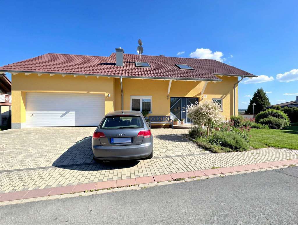 Immobilie in Höpfingen - Großzügiges Wohnen in ruhiger Lage! - Bild 0