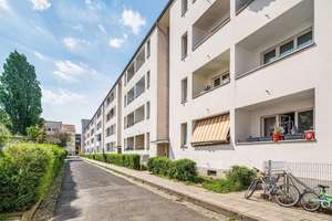 Ansprechende 3-Zimmer-Wohnung – Arno-Lade-Str. 14, 1127 Pieschen-Süd, Dresden – Vorschaubild 1