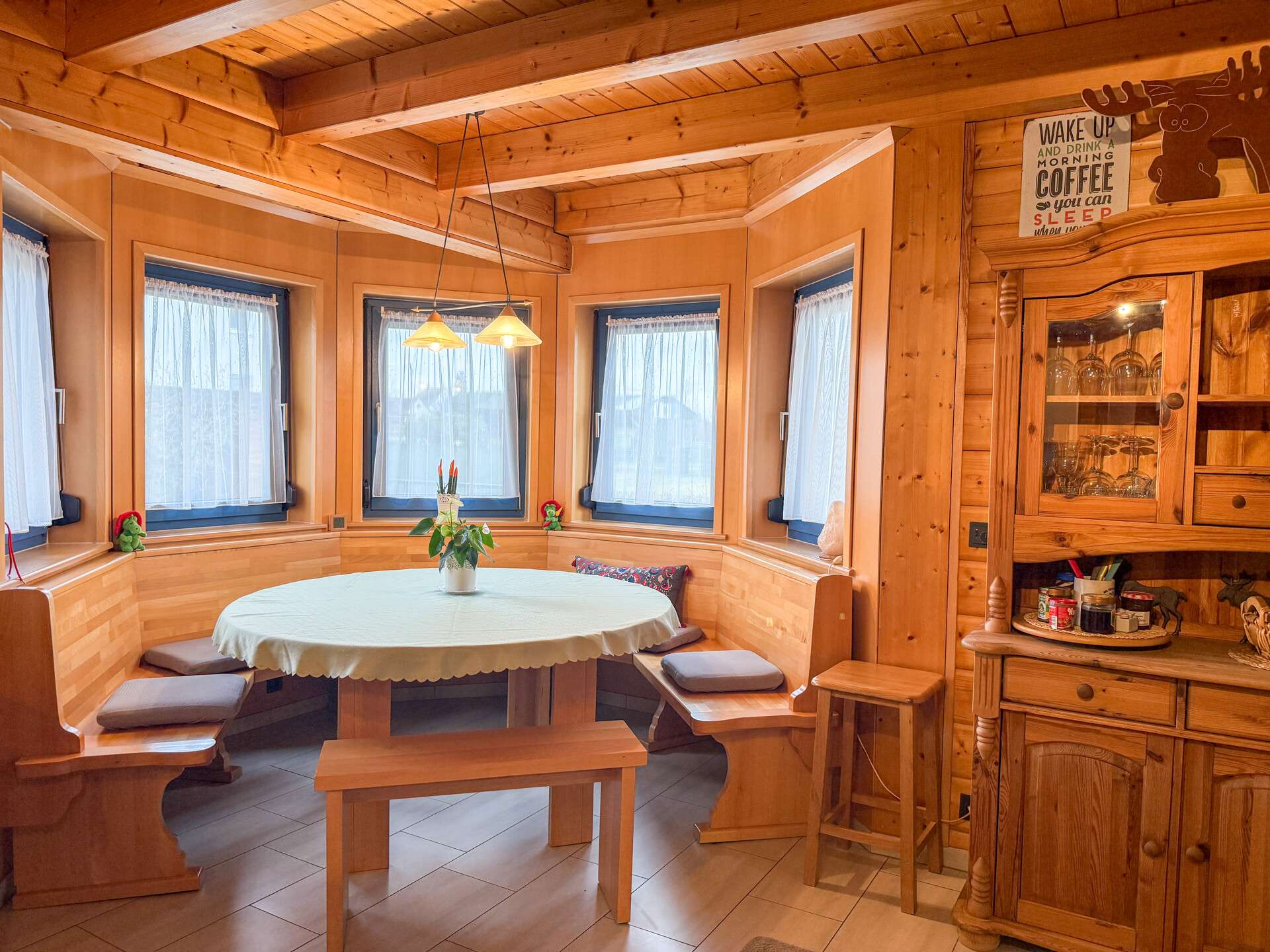 Immobilie in Erzhausen - EIN ZUHAUSE MIT SEELE - Freistehendes Einfamilienhaus in warmem Holzambiente in Erzhausen - Bild 5