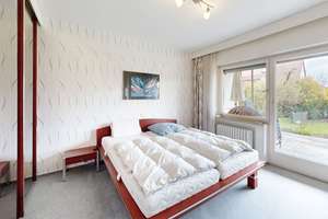 Charmante Doppelhaushälfte mit Garten & Garage – viel Platz für die ganze Familie – Die vollständige Adresse der Immobilie erhältst du vom Anbieter., 97204 Höchberg – Vorschaubild 7