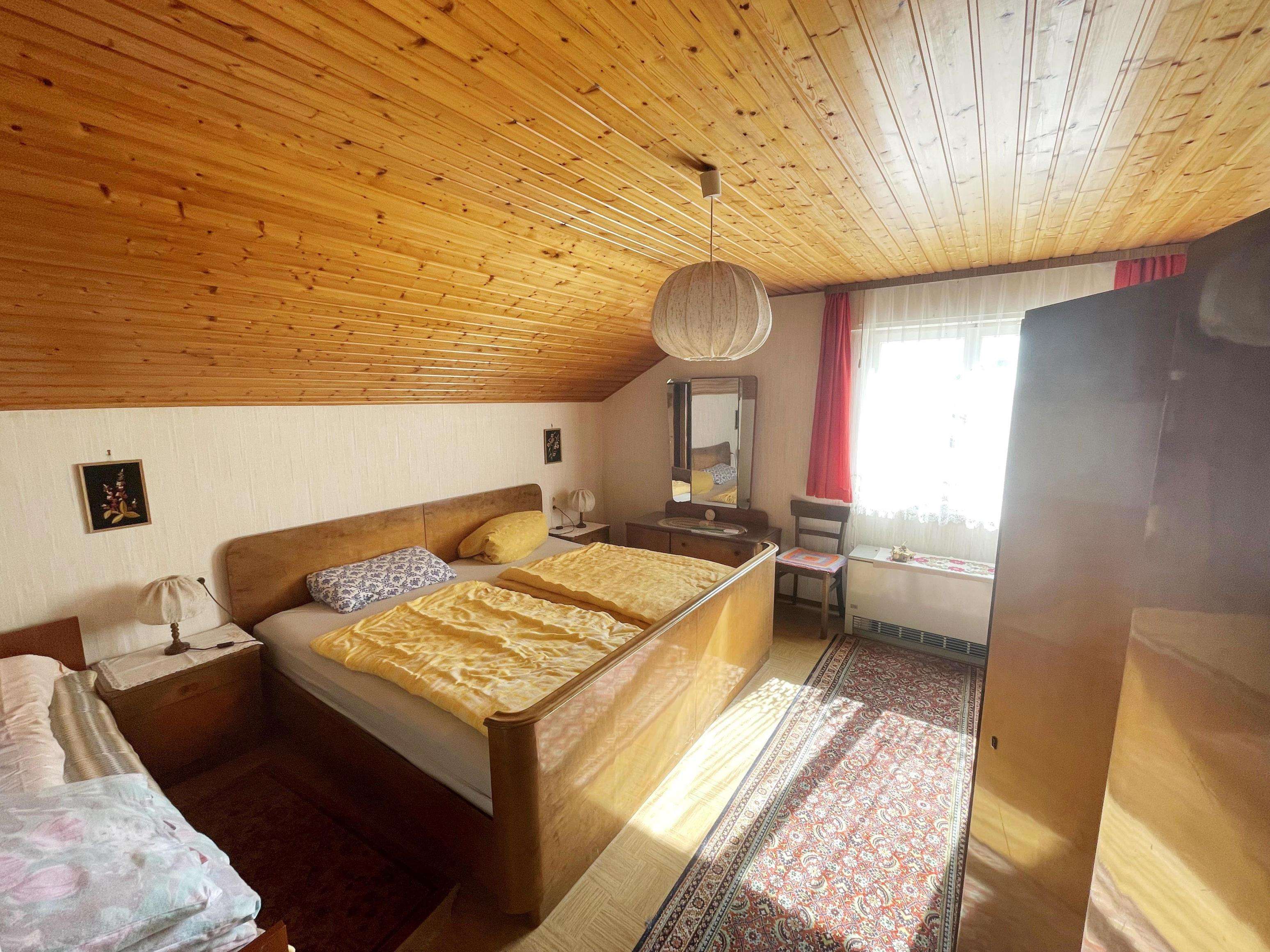 Immobilie in Hasel - Großzügiges Haus sucht Ihre Ideen zur neuen Nutzung - Bild 3