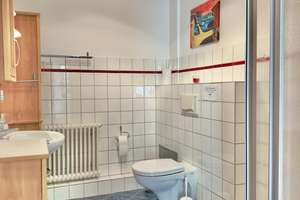 Nur 20 Minuten bis Paderborn, dafür bezahlbares Wohlfühlen und für Groß und Klein ist alles vor Ort! – Die vollständige Adresse der Immobilie erhältst du vom Anbieter., 33181 Bad Wünnenberg – Vorschaubild 21