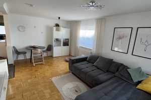 *Reserviert* Modernisierte 3-Zimmer-Erdgeschosswohnung mit Balkon u. EBK in Heilbronn-Horkheim – Heilbronn – Vorschaubild 3