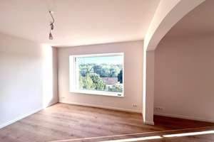 Erstbezug Möhringen: Stilvolle 3,5-Zi.-Etagenwohnung mit Kamin, Balkon & Garten – Im Schießgärtle 17, 70567 Möhringen-Mitte, Stuttgart – Vorschaubild 8