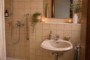 1-Zimmer-Wohnung mit schöner Aussicht – Carl-Diem-Str. 121, 72766 Reutlingen-Mitte, Reutlingen – Vorschaubild 3