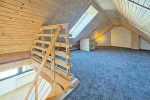 Neustadt / Lichtdurchflutende 1-Zimmer-Wohnung mit Spitzboden und eigenem Stellplatz – Die vollständige Adresse der Immobilie erhältst du vom Anbieter., 28201 Südervorstadt, Bremen – Vorschaubild 6
