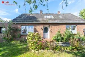 Renovierungsbedürftig mit guter Substanz - Einfamilienhaus auf großem Grundstück im Wangerland