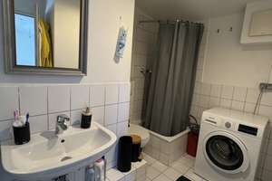 Charmante Maisonette-Wohnung in bester Lage – ideal für Pendler und Stadtliebhaber – Die vollständige Adresse der Immobilie erhältst du vom Anbieter., 40215 Friedrichstadt, Düsseldorf – Vorschaubild 2