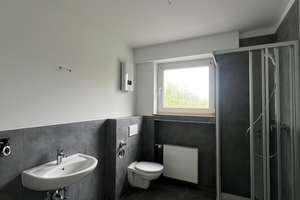 +++ Top sanierte 2 Zi. Whg. mit Balkon, komplett renoviert, Tageslichtbad, u.v. mehr +++ – Beethovenstraße 250, 42655 Ohligs/Aufderhöhe/Merscheid, Solingen – Vorschaubild 5