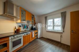 Familienfreundlich | 4 Zimmer | Kamin | Hof | Stellplatz – Die vollständige Adresse der Immobilie erhältst du vom Anbieter., 55246 Mainz-Kostheim, Wiesbaden – Vorschaubild 2