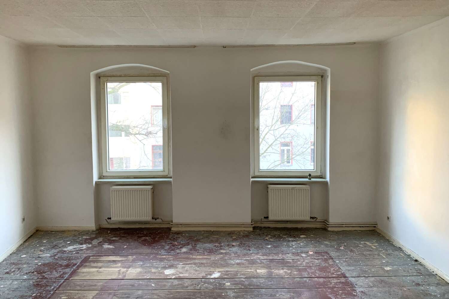 2-Zimmer-Wohnung mit Renovierungs- und Gestaltungspotenzial, Berlin – Bild 1