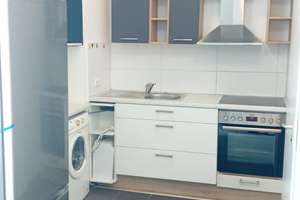 Voll Möblierte Drei-Zimmer-Wohnung mit Terrasse  in Düsseldorf Friedrichstadt – Die vollständige Adresse der Immobilie erhältst du vom Anbieter., 40215 Friedrichstadt, Düsseldorf – Vorschaubild 3