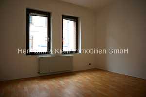 Charmantes Zweifamilienhaus mit vielfältigen Ausstattungsmerkmalen – Larochestraße 00, 63075 Offenbach am Main – Vorschaubild 11