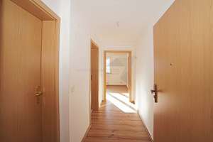 !! Grün und Ruhig Wohnen !! Helle 2-Zimmer-Wohnung mit Einbauküche und Tageslichtbad – Rilkestraße 76, 9114 Borna-Heinersdorf, Chemnitz – Vorschaubild 9