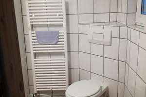 Freundliches und saniertes 3-Raum-Reihenhaus mit gehobener Innenausstattung in Euskirchen – Die vollständige Adresse der Immobilie erhältst du vom Anbieter., 53879 Euskirchen – Vorschaubild 5