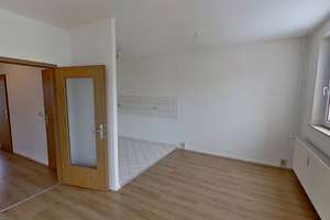 Ein Ort zum Wohlfühlen: 3-Zimmer-Wohnung mit BALKON und Wannenbad – Bernhard-Kellermann-Str. 27, 39120 Leipziger Straße, Magdeburg – Vorschaubild 3