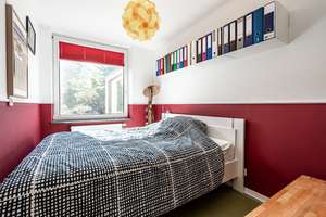 Besondere Immobilie: Winkelbungalow mit PV-Anlage, idyllischem Grundstück, Pavillon und Gartenteich – Die vollständige Adresse der Immobilie erhältst du vom Anbieter., 22547 Lurup, Hamburg – Vorschaubild 20