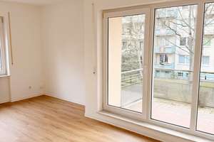 Moderne 2,5-Raum-Wohnung mit Einbauküche + Terrasse + neues Bad auf dem Kaßberg