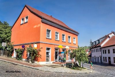 Freistehendes Wohn- und Gaststättengebäude