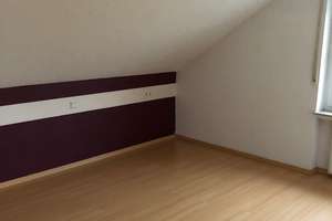 Großzügige 4-Zimmer-Dachgeschoss-Wohnung in Paderborn-Schloß Neuhaus – Die vollständige Adresse der Immobilie erhältst du vom Anbieter., 33104 Schloß Neuhaus, Paderborn – Vorschaubild 16