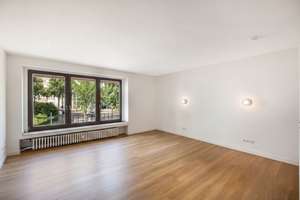 Lichtdurchflutete 3-Zimmer-Wohnung in begehrter Lage von Düsseldorf-Pempelfort – Die vollständige Adresse der Immobilie erhältst du vom Anbieter., 40211 Pempelfort, Düsseldorf – Vorschaubild 2