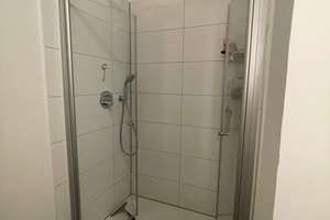 Charmante und helle 2-Zimmer Erdgeschosswohnung mit Garten in Frankfurt-Niederrad – Die vollständige Adresse der Immobilie erhältst du vom Anbieter., 60528 Niederrad, Frankfurt am Main – Vorschaubild 7