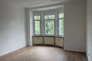 Charmante 3-Zimmer-Altbau-Wohnung mit EBK in Düsseldorf Benrath – 40597 Benrath, Düsseldorf – Vorschaubild 5