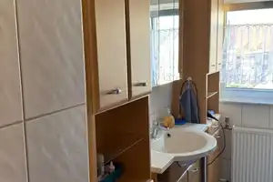 Sehr schönes Zweifamilienhaus in guter Lage – Marburg-Biedenkopf (Kreis) – Vorschaubild 4
