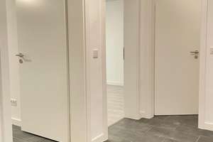 Helle, modernisierte 2-Zimmer-Wohnung mit Balkon in zentraler Lage von Köln-Nippes