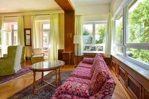 Stilvolle Villa in Bestlage!
Ein historischer Klassiker mit Raum für Generationen – Die vollständige Adresse der Immobilie erhältst du vom Anbieter., 45133 Bredeney, Essen – Vorschaubild 10
