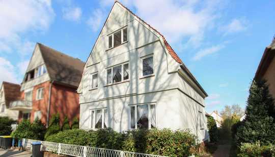 Bild von Willkommen im neuen Familienglück: Einfamilienhaus mit Garten und Garage in Bremen