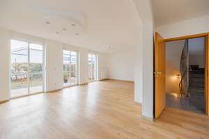 Gepflegte DHH mit Garage und Keller mitten in der Stadt, Bezug sofort möglich – Lessingstr. 65, 85055 Nordost, Ingolstadt – Vorschaubild 2