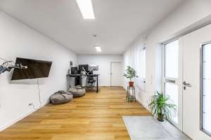 HEGERICH: Wohnen oder investieren: Sanierte 2-Zimmer-Wohnung in gefragter Nordlage Nürnbergs – Die vollständige Adresse der Immobilie erhältst du vom Anbieter., 90408 Uhlandstraße, Nürnberg – Vorschaubild 2