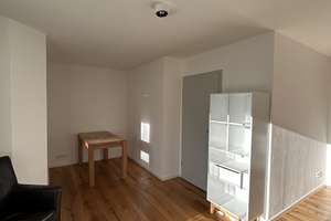 Sonnige 1-Zimmer-Wohnung (möbliert) mit Balkon und TG-Stellplatz in München Solln – Allescherstraße 27, 81479 Solln, München – Vorschaubild 4