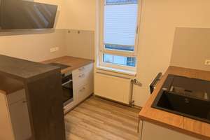 Haus zu vermieten in Babenhausen | 143 m² Wohnfläche | 8 Zimmer | 2 Bäder | 1 Waschküche | 1 Küche – Die vollständige Adresse der Immobilie erhältst du vom Anbieter., 64832 Babenhausen – Vorschaubild 42