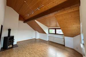 Gut geschnittene 3-Zimmer-Wohnung mit Balkon und 2 Stellplätzen  – Die vollständige Adresse der Immobilie erhältst du vom Anbieter., 70569 Dachswald, Stuttgart – Vorschaubild 2