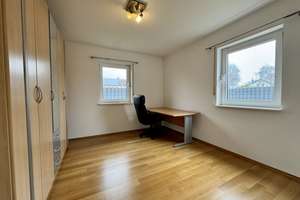 Zur Miete in Niederstotzingen: Familienfreundliches Einfamilienhaus mit Garten und Garage! – Auf der Laube 15, 89168 Niederstotzingen – Vorschaubild 9