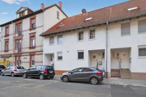 MIT 3D-TOUR! 
Gepflegtes RMH mit viel Gestaltungspotenzial 
in MA-Käfertal – Die vollständige Adresse der Immobilie erhältst du vom Anbieter., 68309 Käfertal, Mannheim – Vorschaubild 16