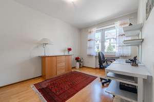 Großzügige Familienwohnung mit idealer Raumaufteilung – Die vollständige Adresse der Immobilie erhältst du vom Anbieter., 40235 Grafenberg, Düsseldorf – Vorschaubild 15