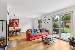 Ihr neues Familienzuhause: viel Raum, Garten und Ruhe im Süden Münchens mit Top-Energieeffizienz – Die vollständige Adresse der Immobilie erhältst du vom Anbieter., 85635 Höhenkirchen-Siegertsbrunn – Vorschaubild 3