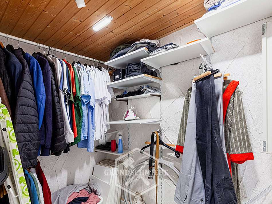 Begehbarer Kleiderschrank OG