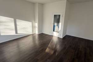 Charmante 1-Zimmer-Wohnung mit Balkon in ruhiger Wilmersdorfer Lage – Tharandter Str. 5, 10717 Wilmersdorf, Berlin – Vorschaubild 4